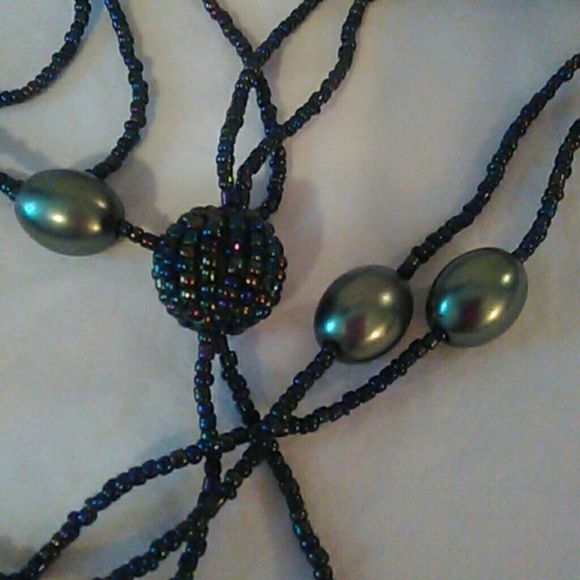 Beaded necklace!!   - Picture 1 of 2